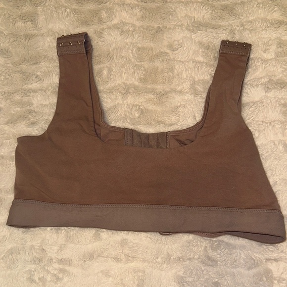 Brown Wireless Compression Bra - Picture 5 of 7